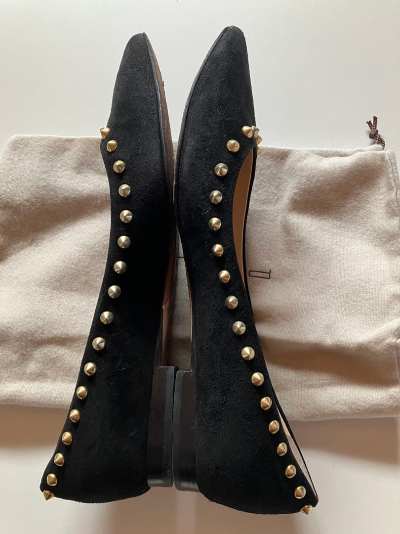 PELLICO スタッズ付き ブラックパンプス