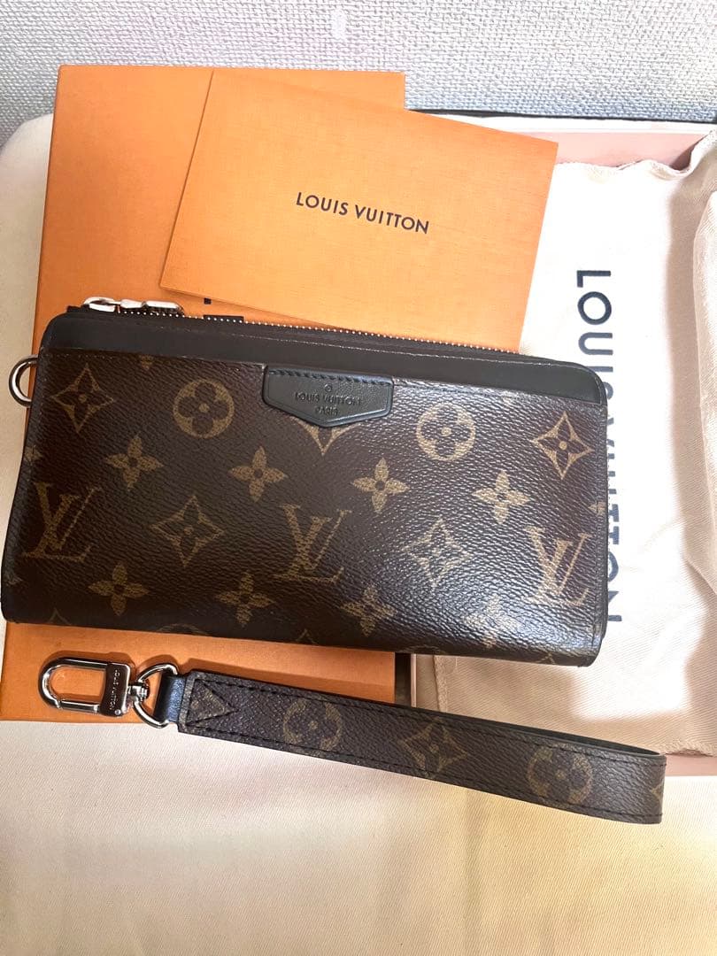 【極美品】ルイヴィトン モノグラム マカサー ジッピー ドラゴンヌ