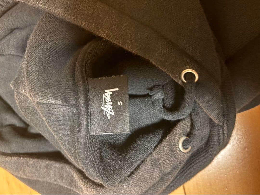 Stüssy ブラック パーカー Sサイズ