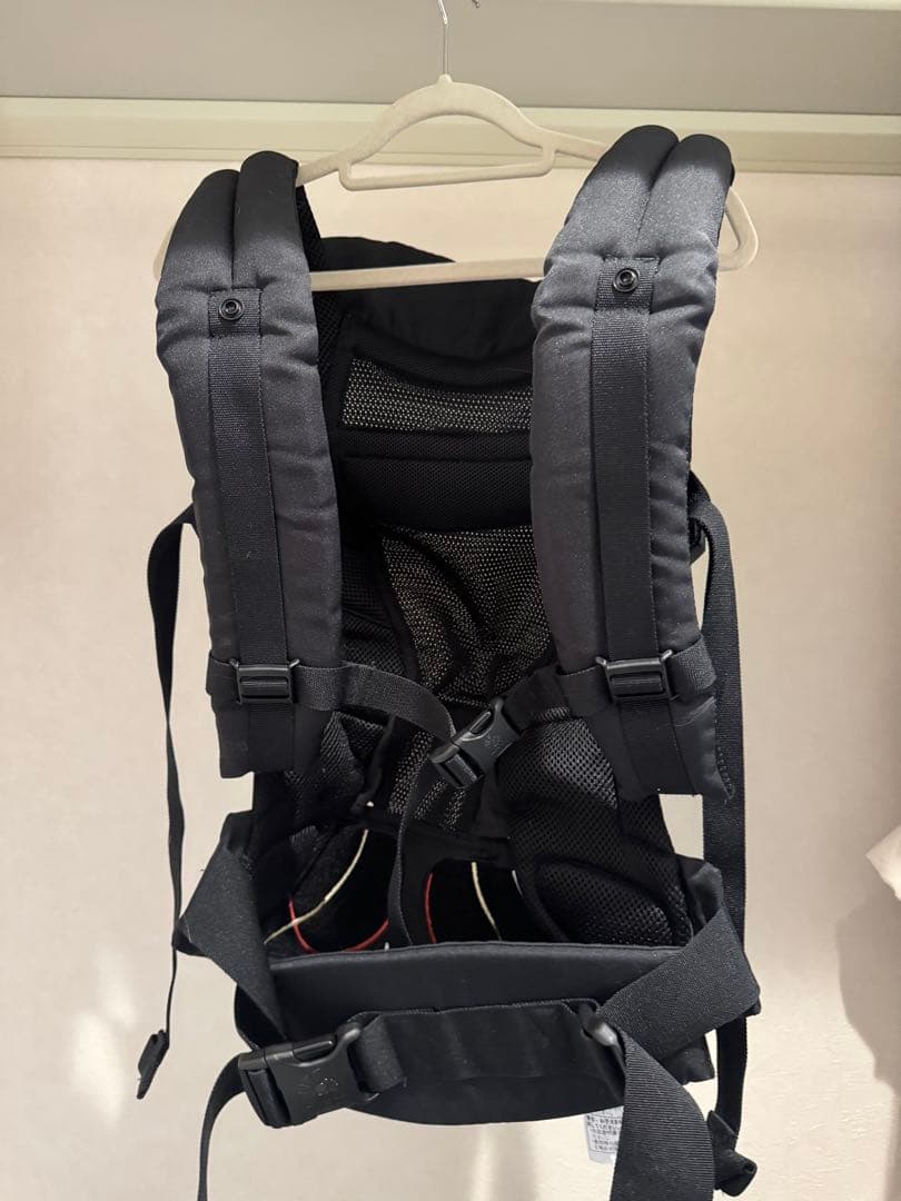 【い】ergobaby ADAPT ブラック 抱っこ紐