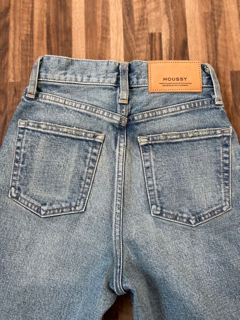 美品　MOUSSY MVS FLARE フレアデニム ライトブルー 23