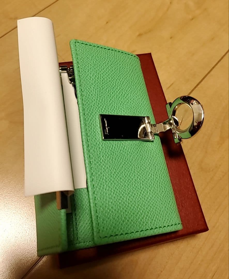 Salvatore Ferragamo ミントグリーン 6連キーケース