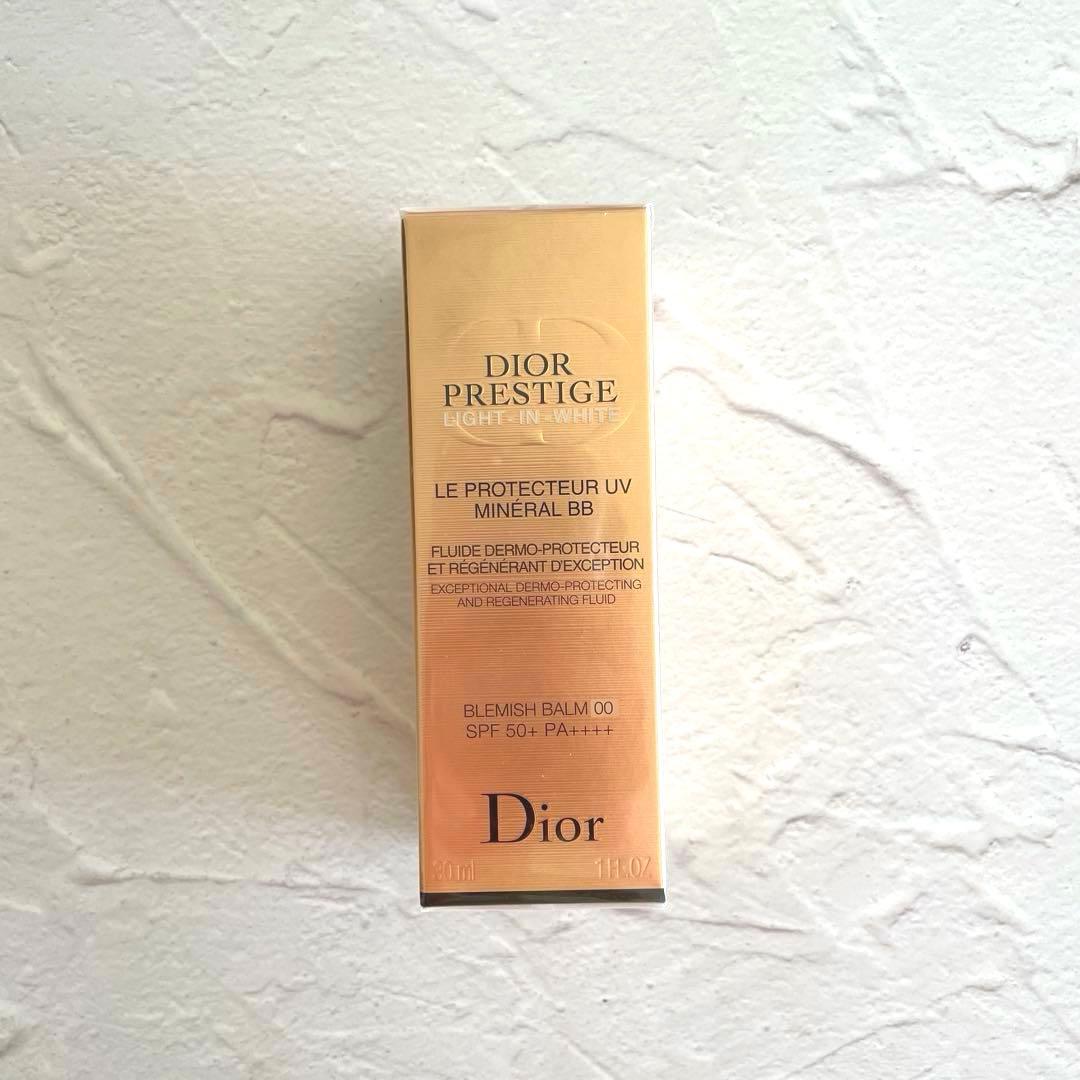 DIOR プレステージ ホワイト ル プロテクター UV ミネラル BB 00