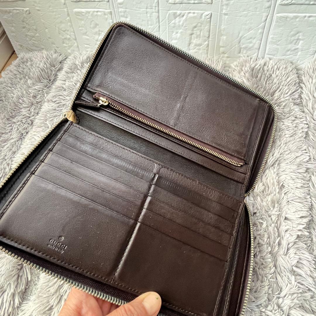 GUCCI✨大きめ長財布　オーガナイザー　ラウンドファスナー　シマ　ブラウン