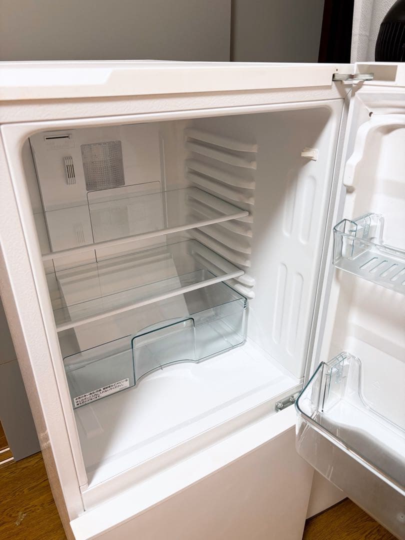 TWINBIRD HR-F911型冷蔵庫、冷蔵室　2021年