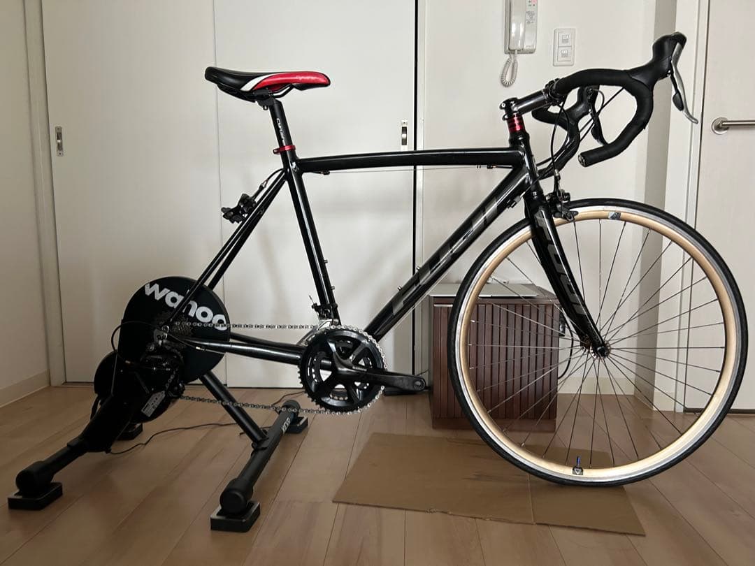 wahoo KICKR core 自転車付　衝撃パッド付