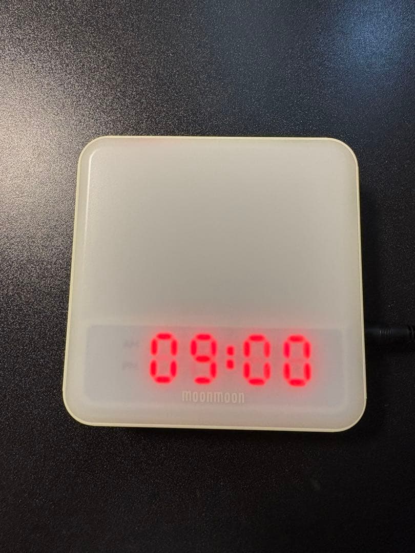 moonmoon デジタル時計 ホワイト ACアダプター付き