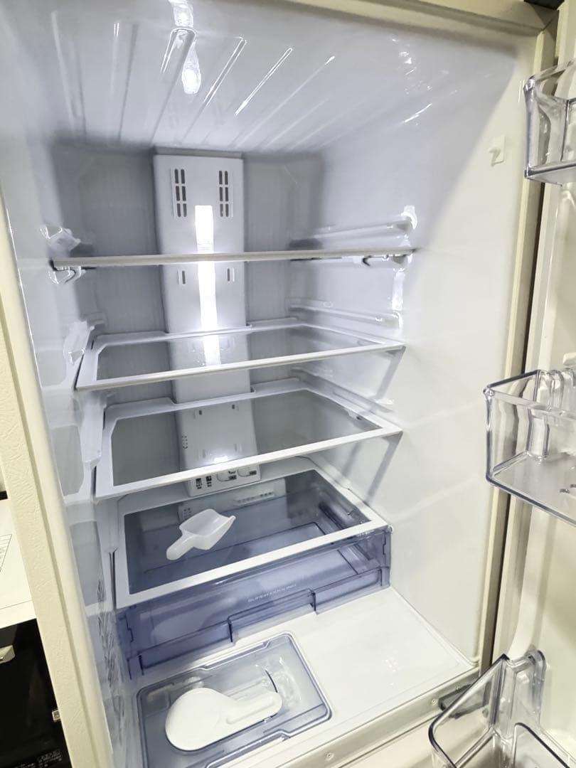 MITSUBISHI 冷蔵庫　MR-CX30E-W・300L・ホワイト