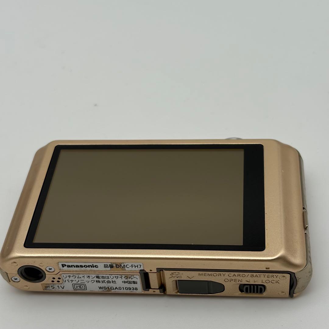 Panasonic LUMIX DMC-FH7 16MP コンパクトデジカメ