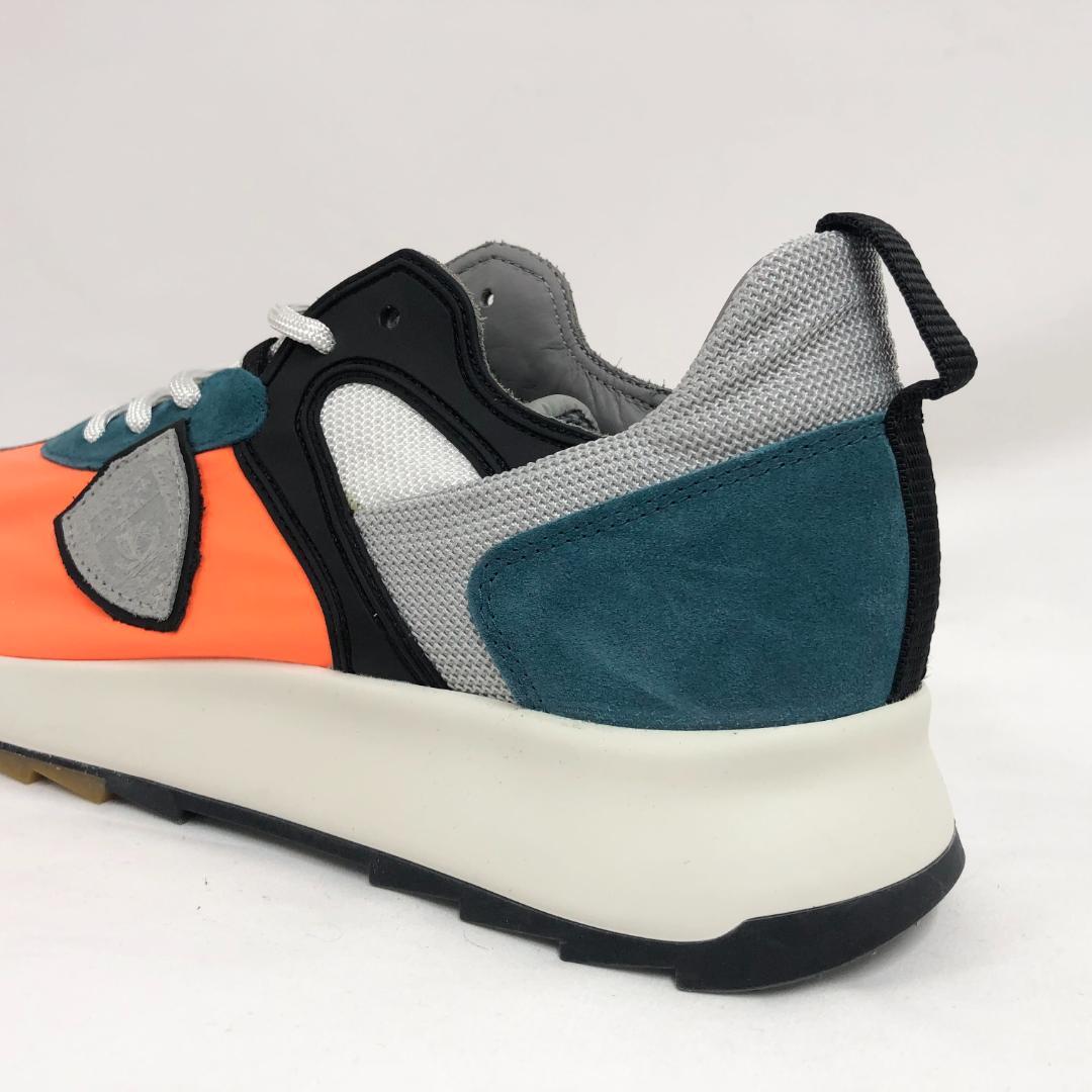 ○★新品未使用　PHILIPPE MODEL　ROYAWP　グレー　25.5cm