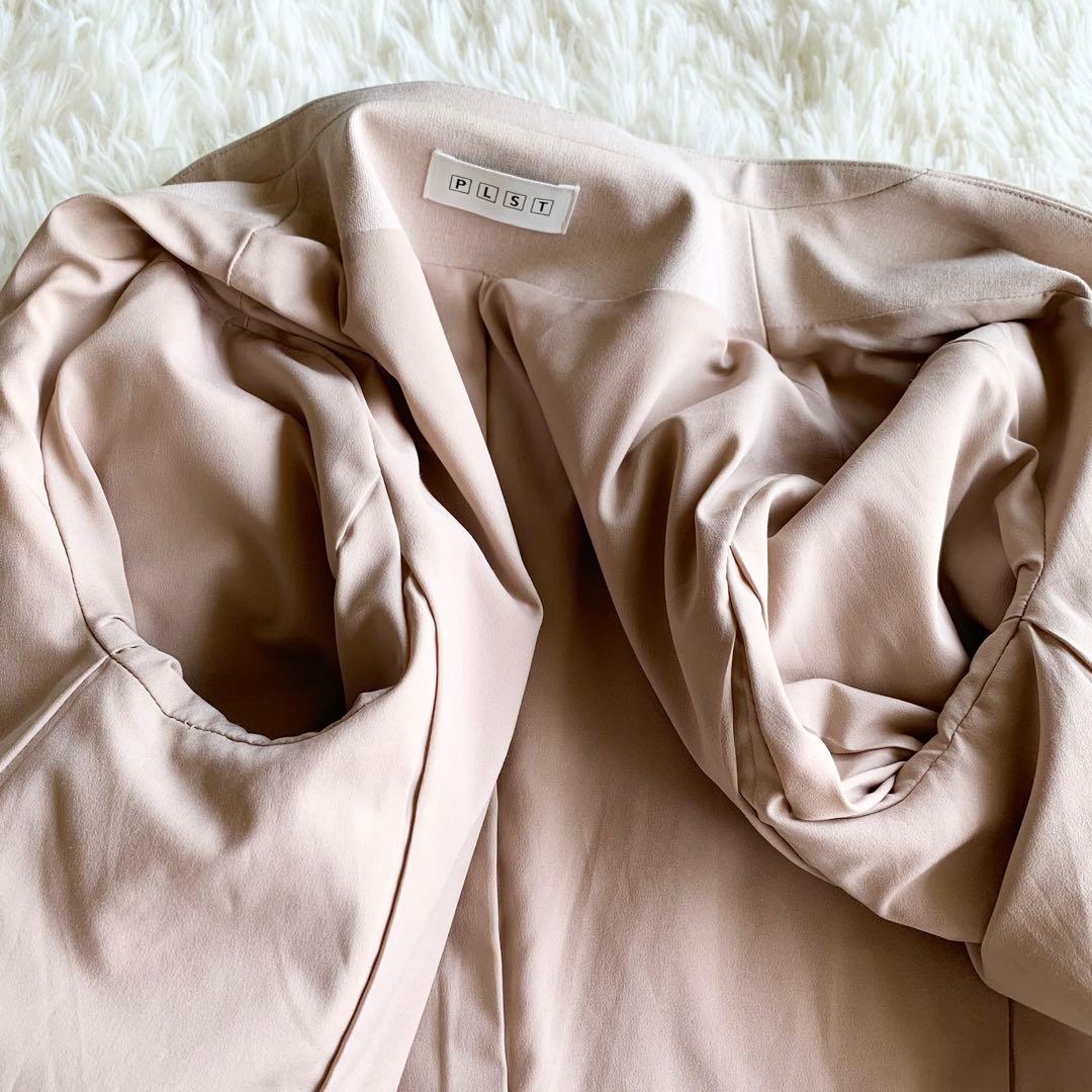 プラステ セットアップ ノーカラー ベージュ パンツ ストレッチ　S