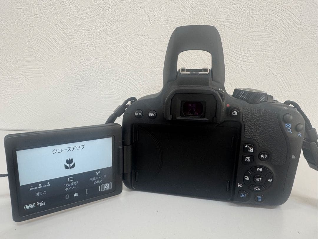 【美品】Canon デジタル一眼レフカメラ EOS Kiss X9i