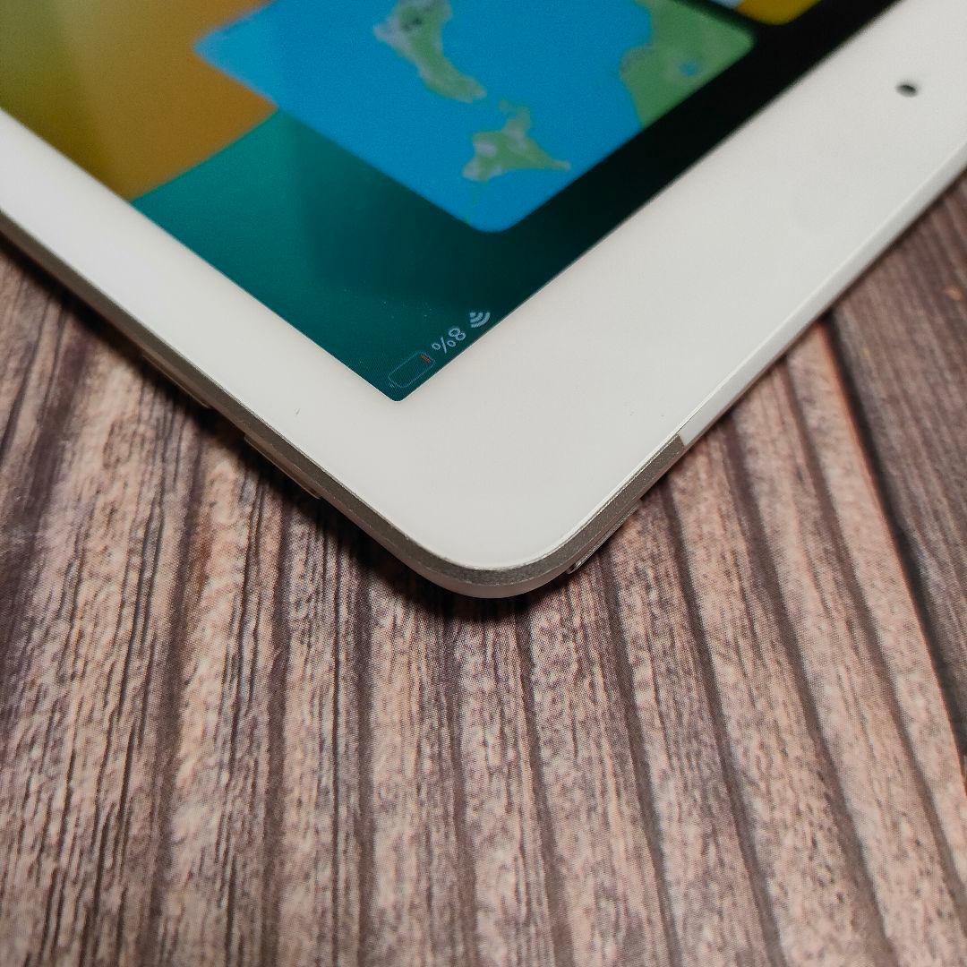 iPad 第6世代 32GB SIMフリー 美品