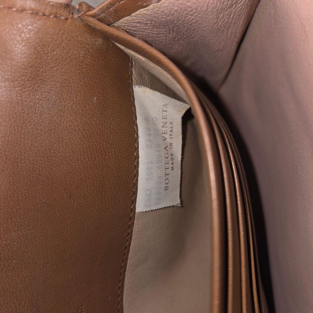 美品　BOTTEGA VENETA　イントレチャート長財布　ブラウン