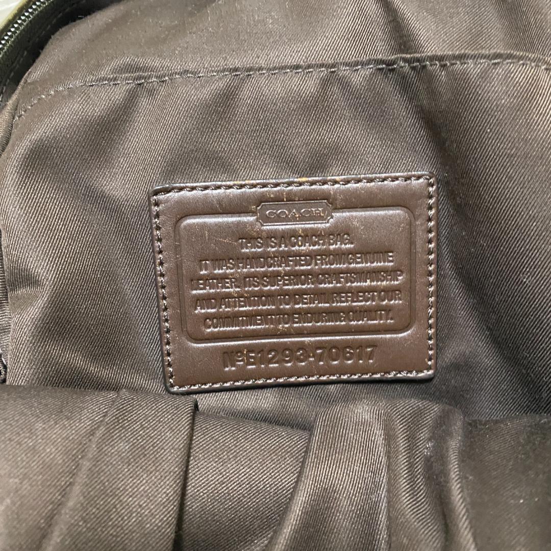 COACH コーチ ボディバッグ レザー オリーブグリーン