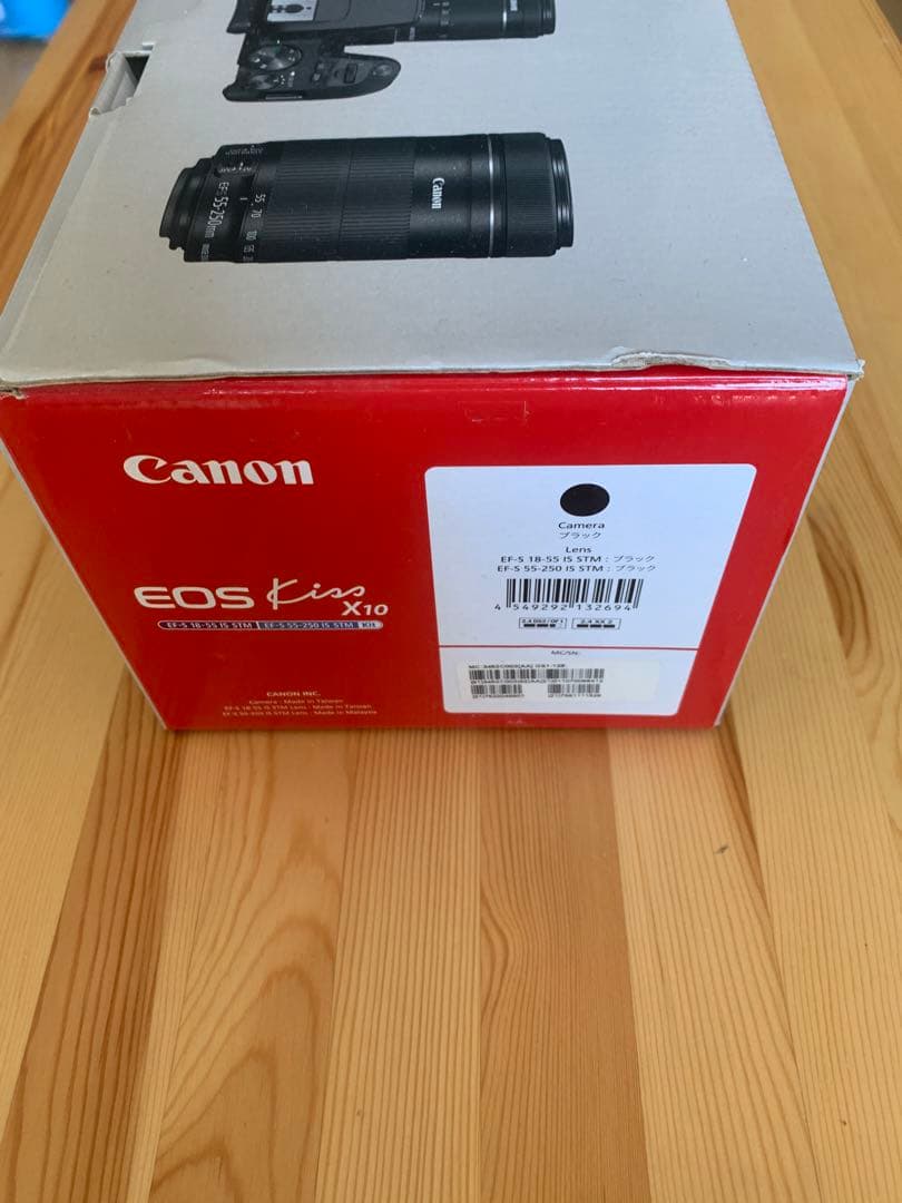Canon EOS Kiss X10 ダブルズーム 展示品