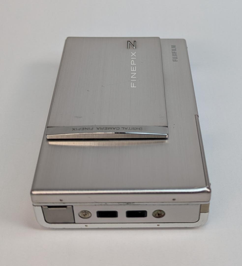 FUJIFILM FinePix Z200fd コンパクトデジタルカメラ