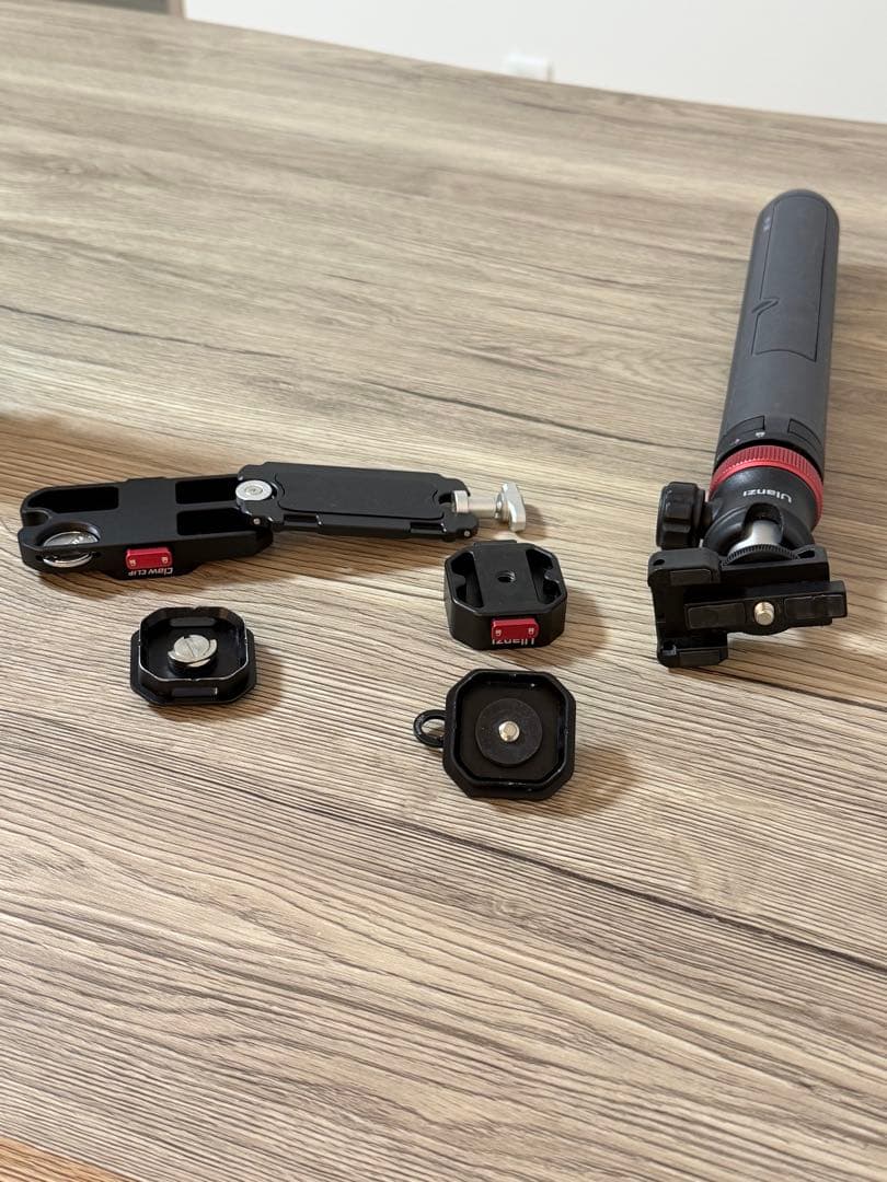 【1/5迄値下】OLYMPUS OM-D E-M10+Ulanzi+Gowing