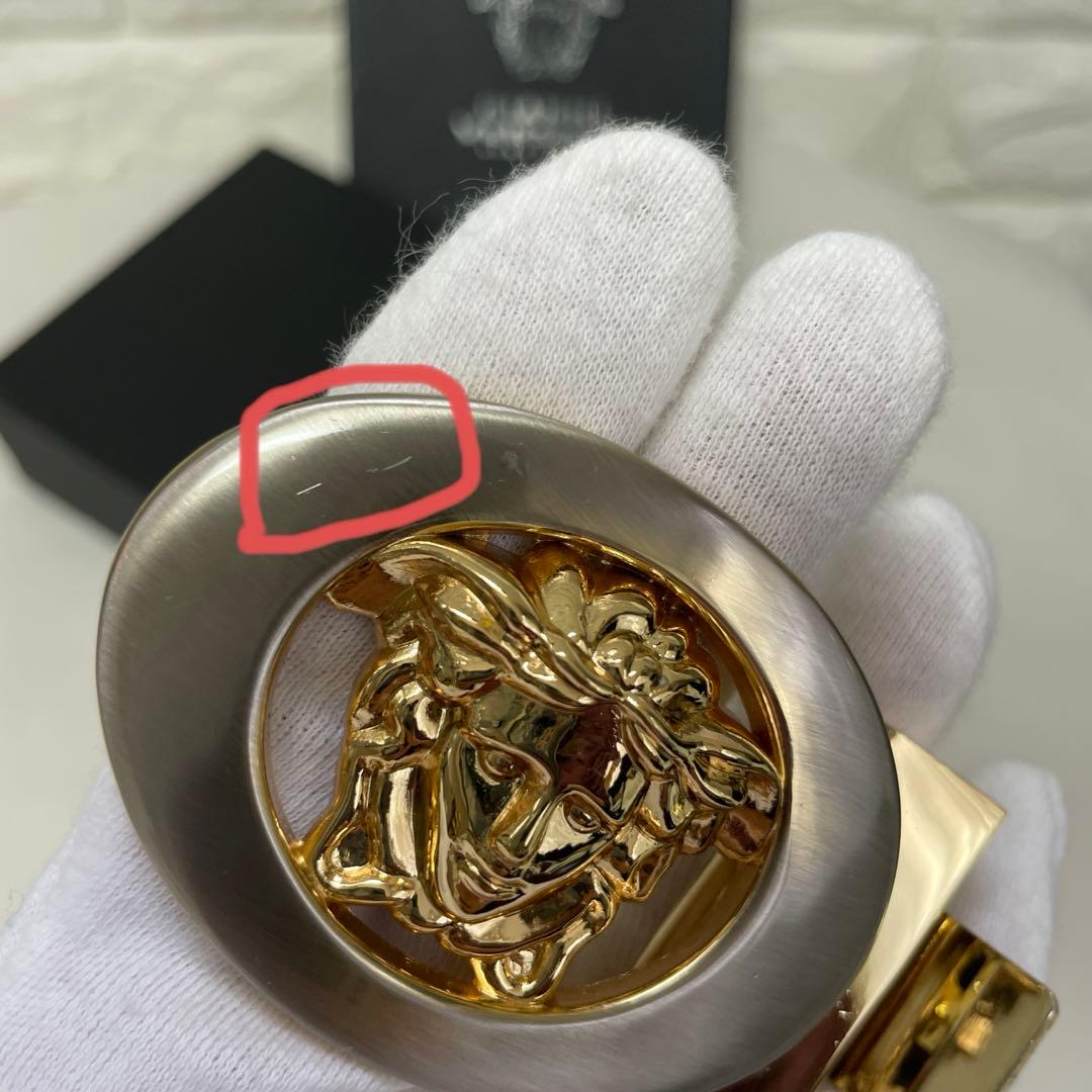 GIANNI VERSACE/ジャンニヴェルサーチ、メタルバックル、箱付き