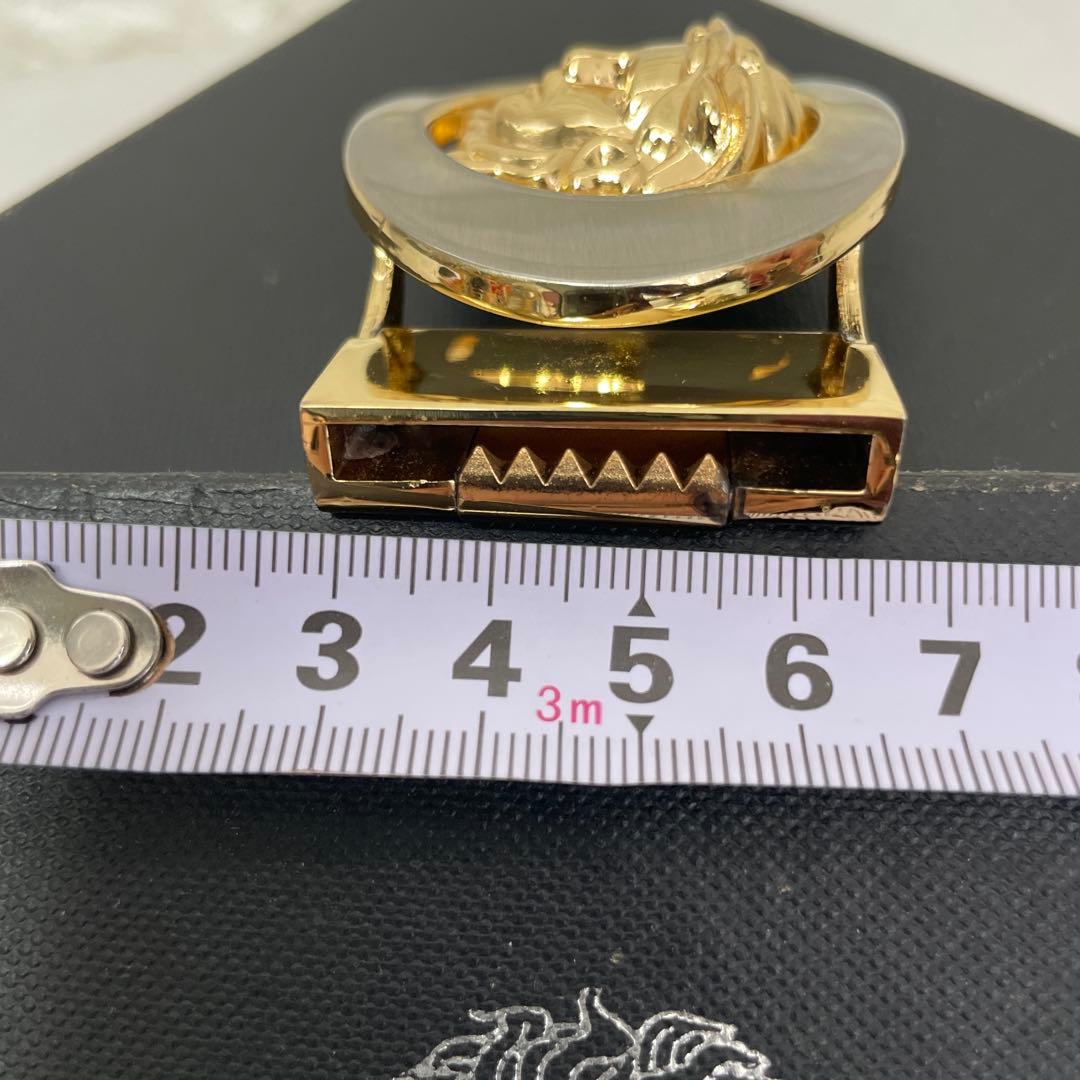 GIANNI VERSACE/ジャンニヴェルサーチ、メタルバックル、箱付き