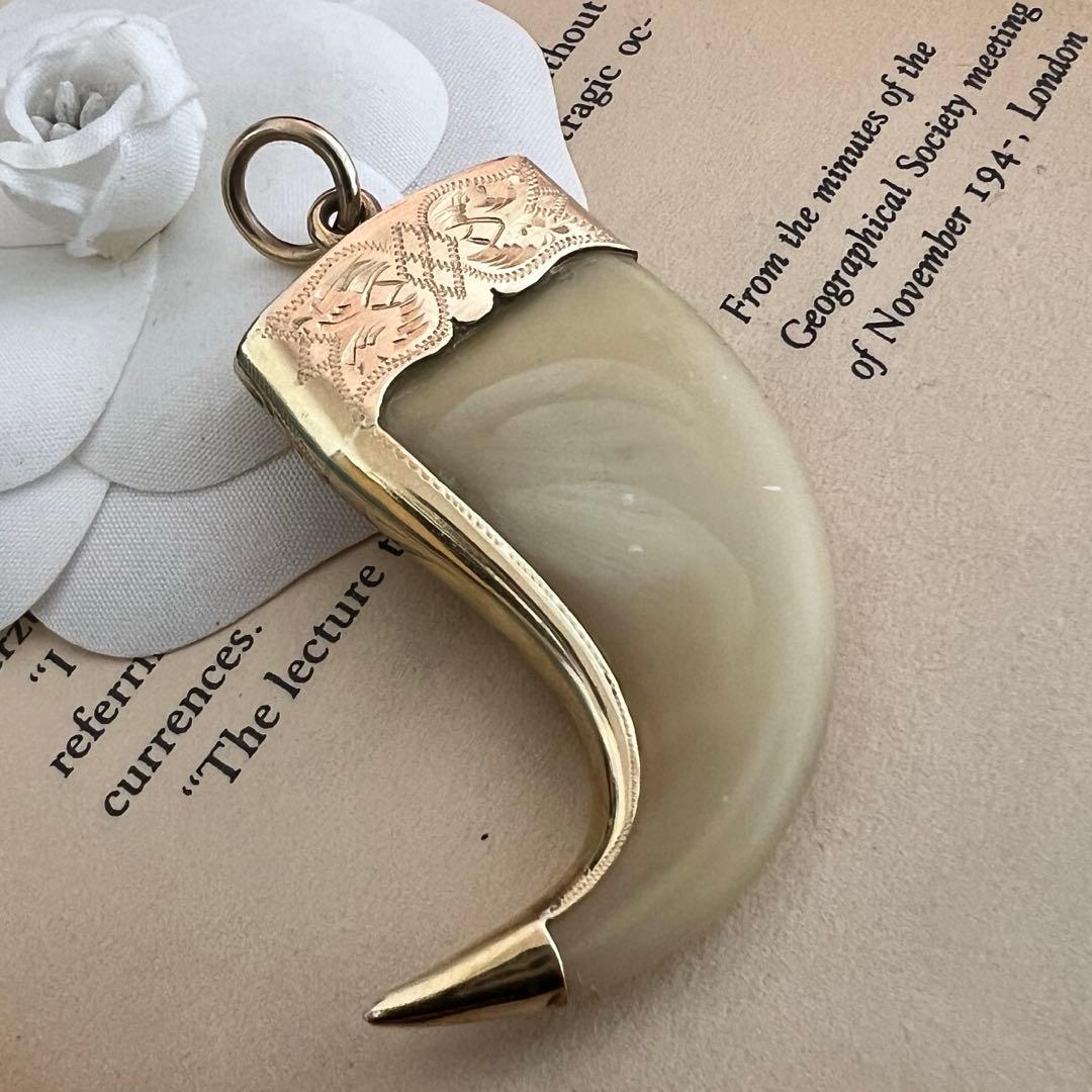 希少　k18イギリスアンティークネックレスペンダント　爪形ペンダント