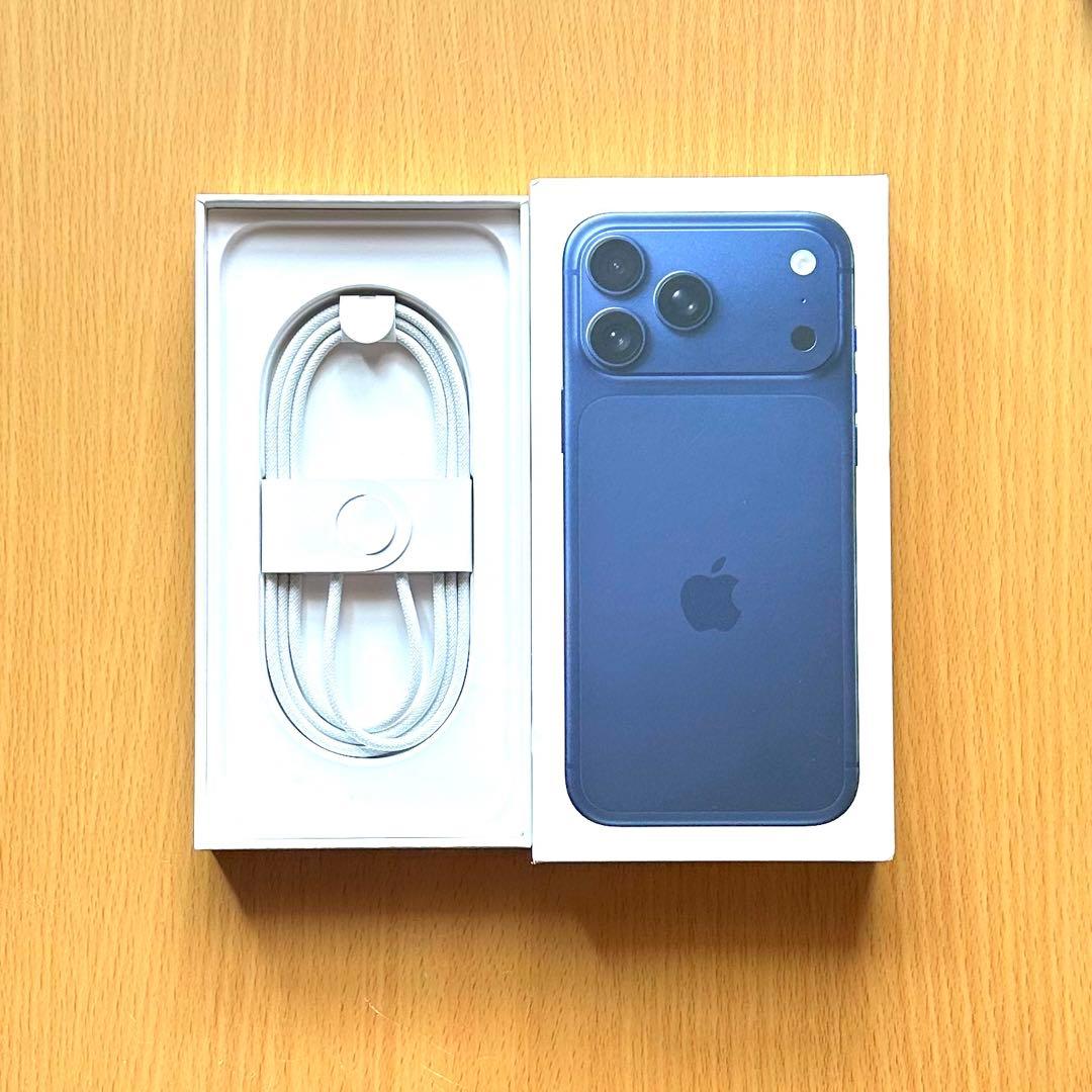 iPhone 17 Pro Max ディープブルー 256GB
