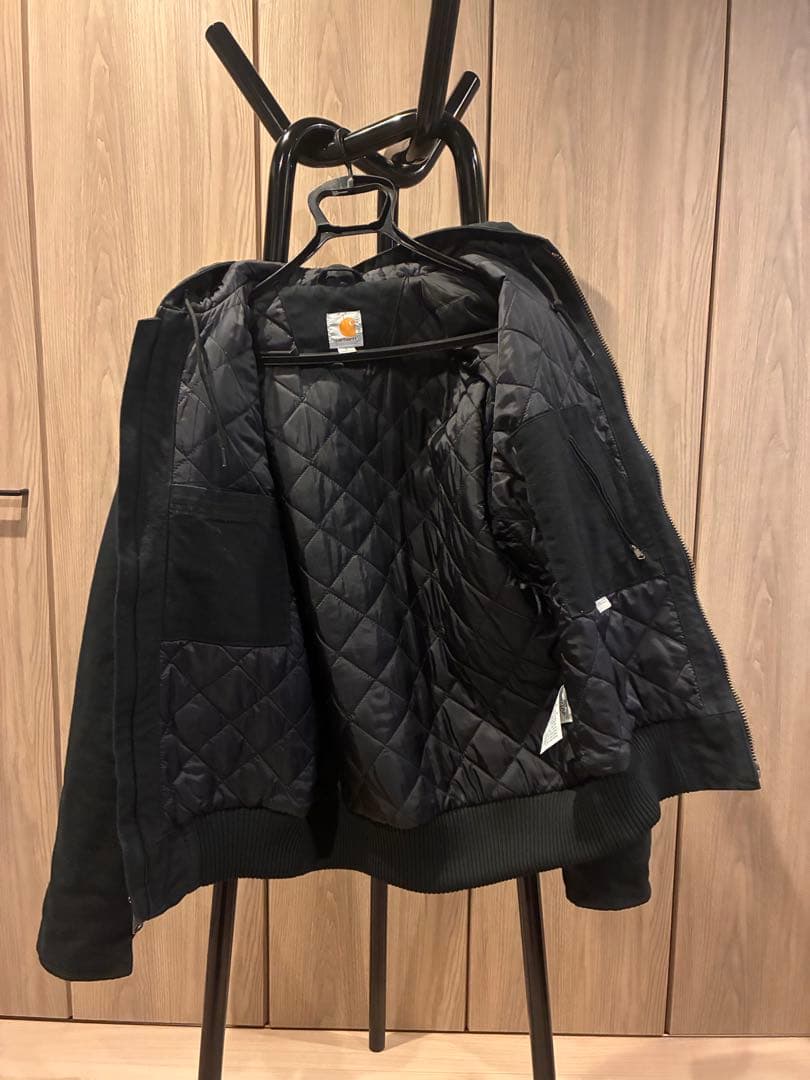 Carhartt アクティブジャケット　ブラック　sサイズ