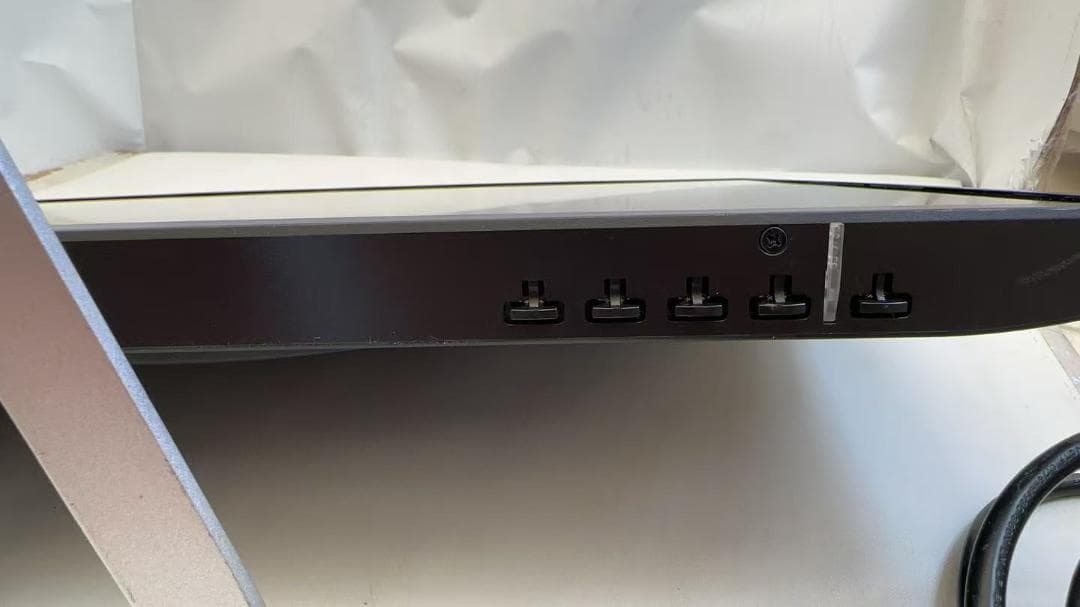 ゆ*い様 アイオーデータ EX-LD321DB モニター ワイド 液晶 31.5