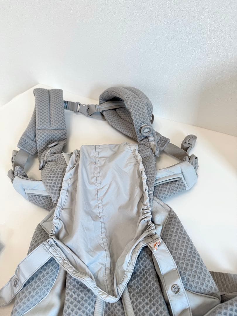 [10回程度使用]エルゴベビー OMNI Breeze 抱っこ紐 グレー