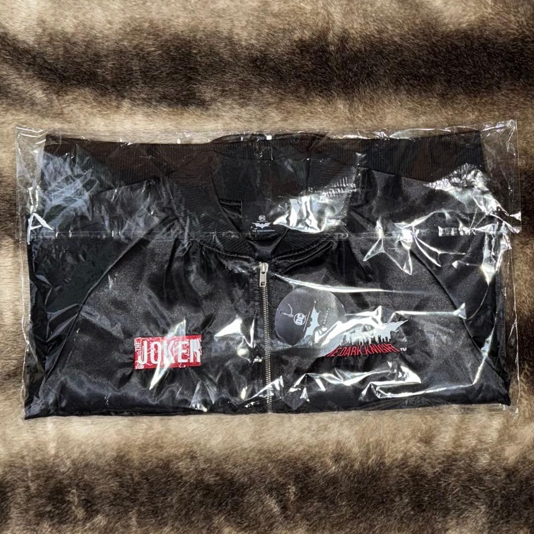新品未使用 DC ダークナイト ジョーカー ピエロ スカジャン キャラジャン L