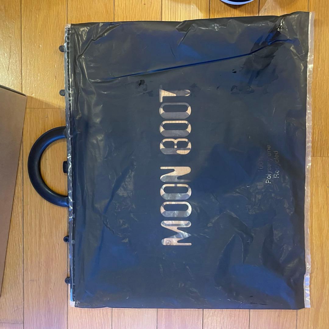 MOON BOOT　ICON LOW BLACK NYLON BOOTSブラック