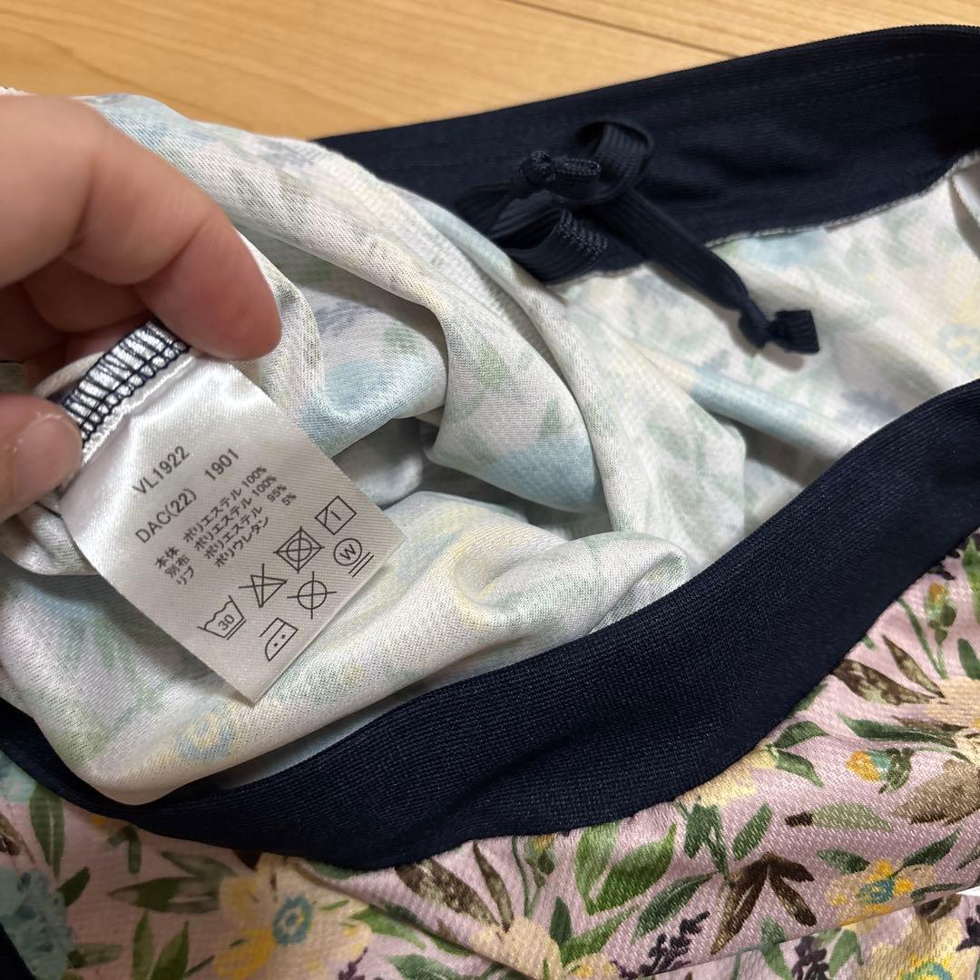 新品タグ付き‼️フィラ　花柄　上下セット　ネイビー　XL フラワー　テニススコート