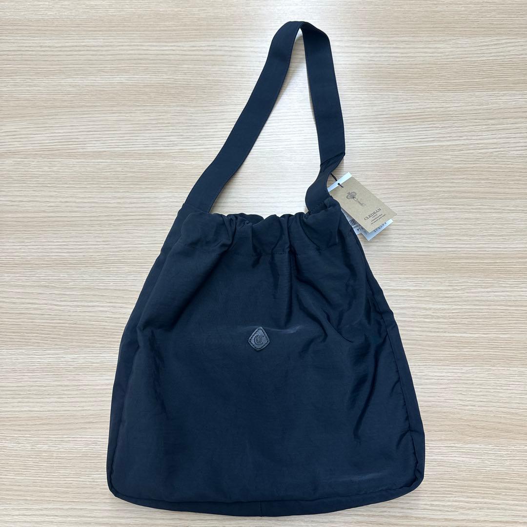 クレドランナイロンブラック　ショルダーバック新品・未使用品・タグ付き