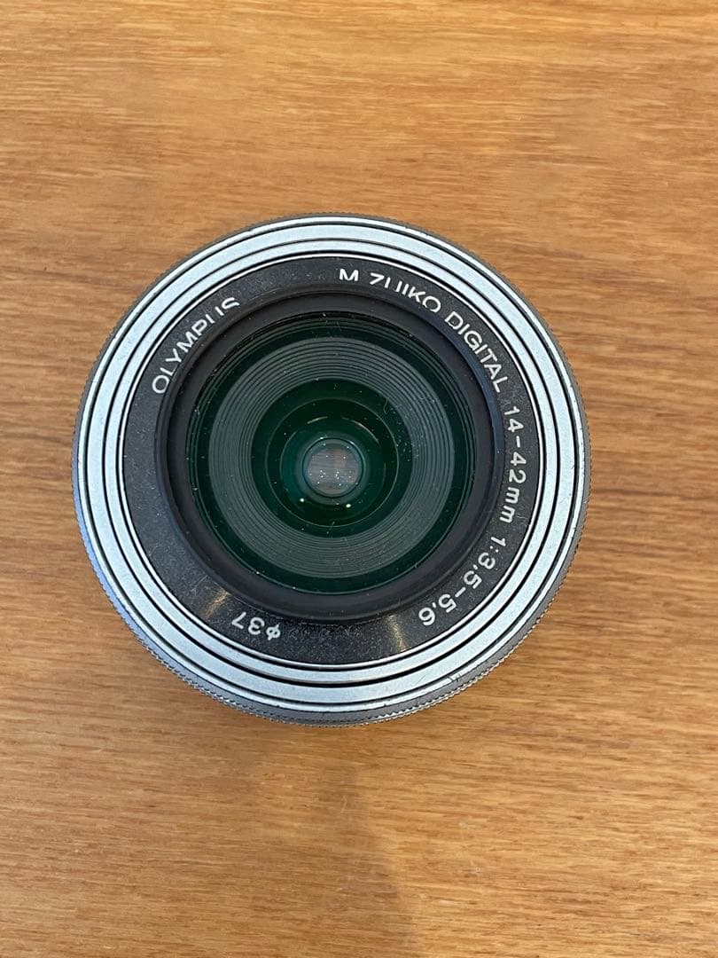 Olympus E-M10 Mark IIl シルバー