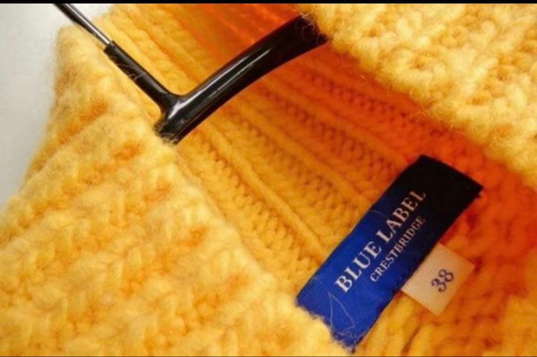 BLUE LABEL CRESTBRIDGE イエローニット 38