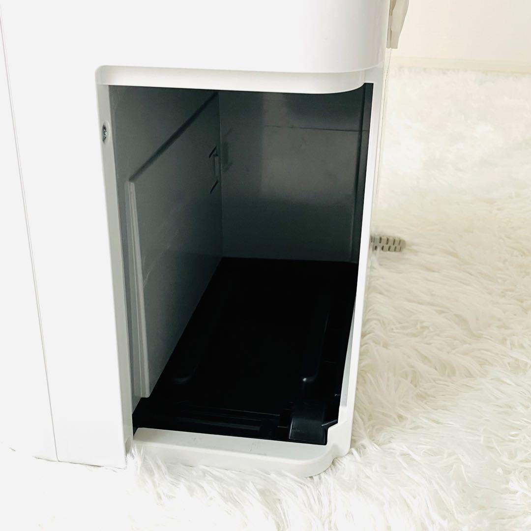 三菱　衣類乾燥除湿機　MJ-M100SX-W サラリ　2021年製 ホワイト