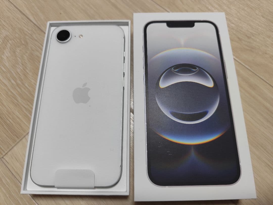 【新品未使用】iPhone16e 128GB ホワイト SIMフリー