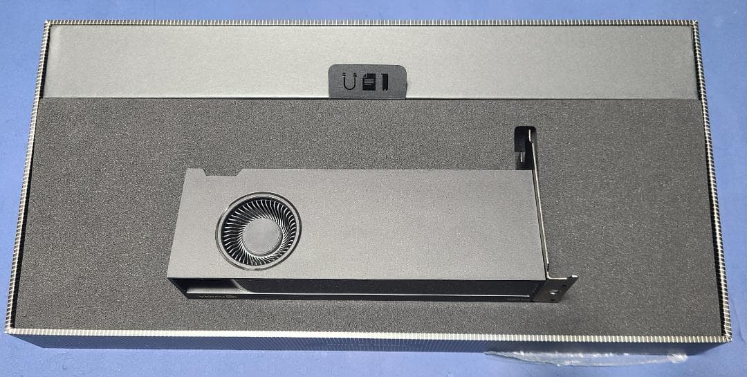 NVIDIA RTX A2000 6GB グラフィックスボード