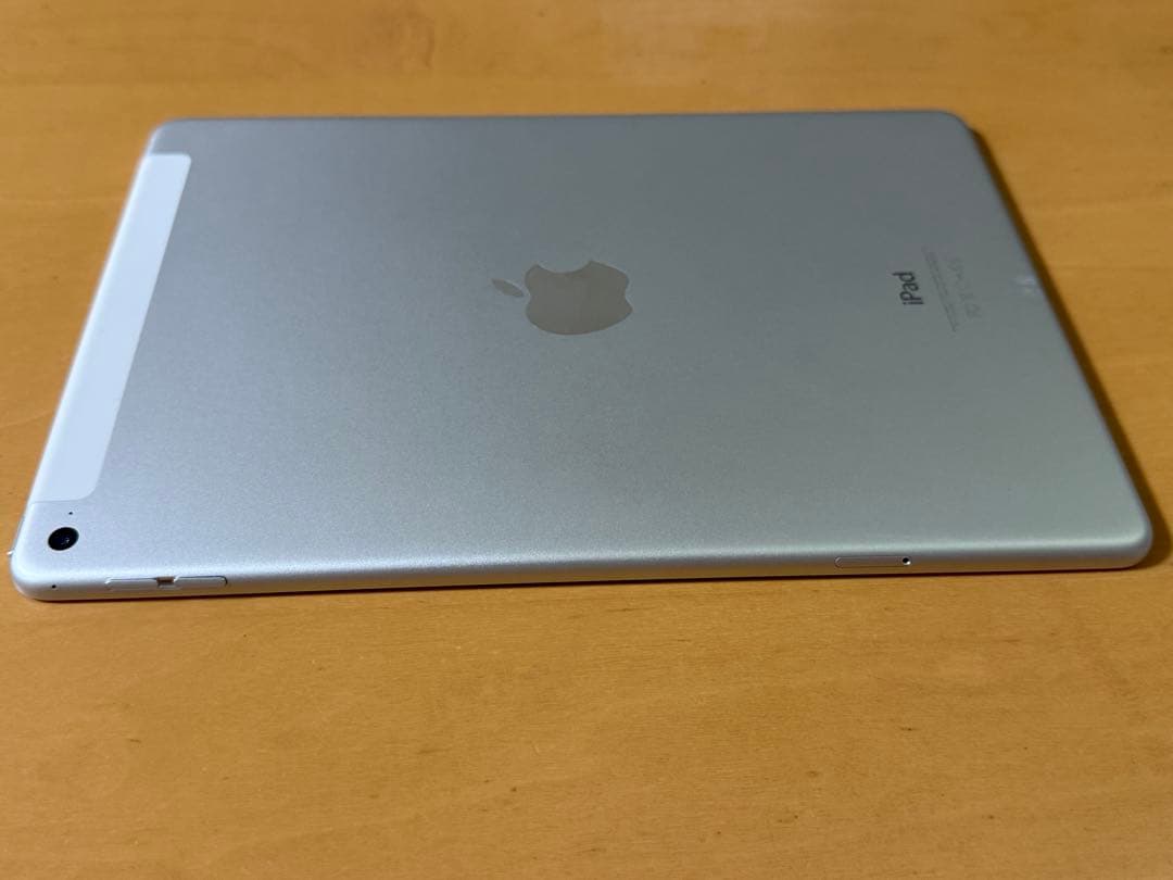 iPad Air2 第2世代 64GB Wi-Fi + Cellular
