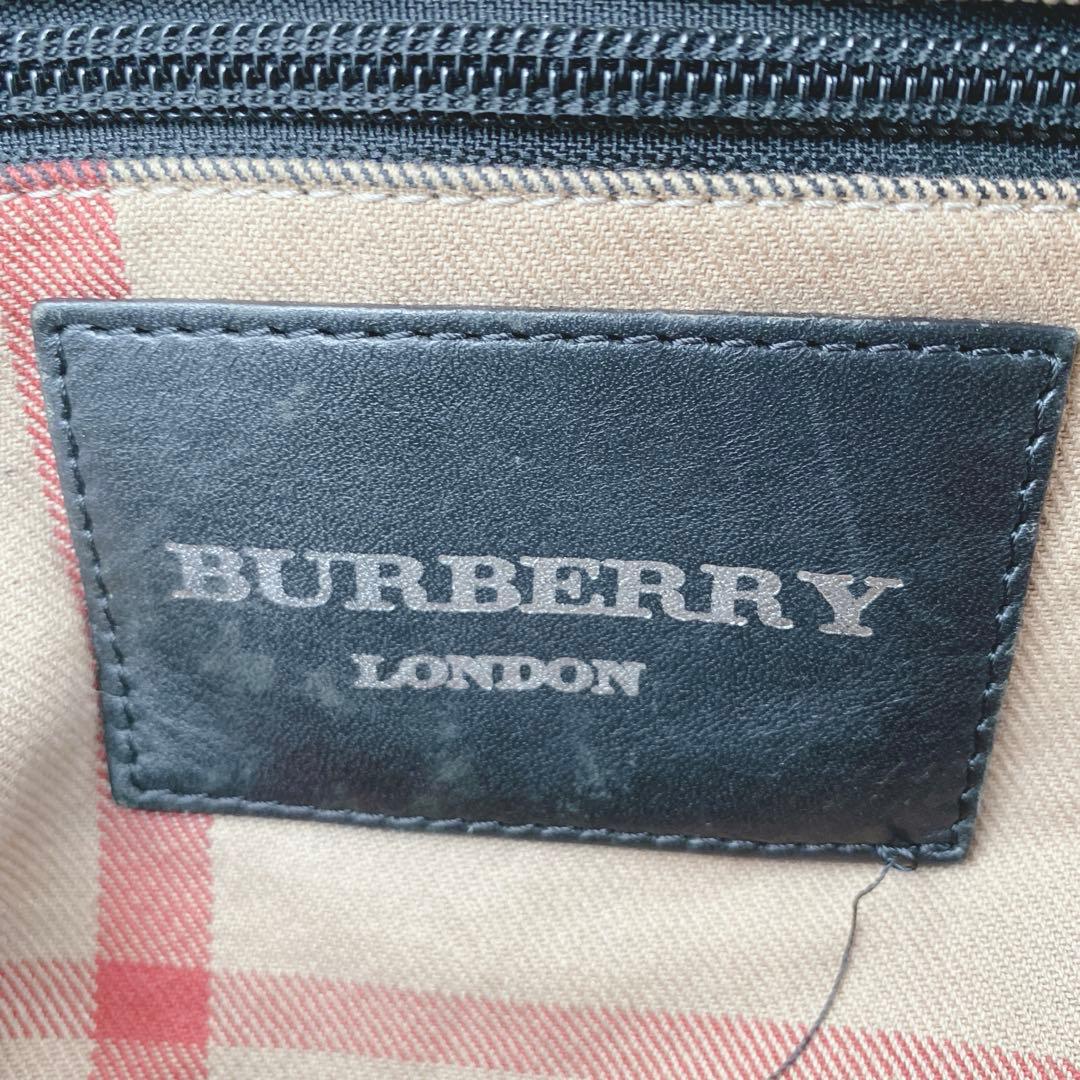 希少 バーバリーロンドン ショルダーバッグ ロゴ刻印 ノバチェック 黒 男女兼用