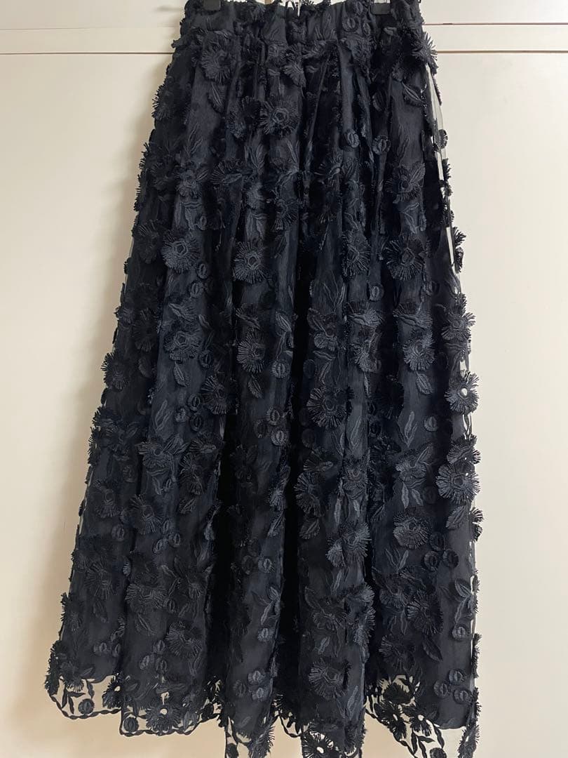 週末限定お値下げ♪ツルバイマリコオイカワ レース総スカート