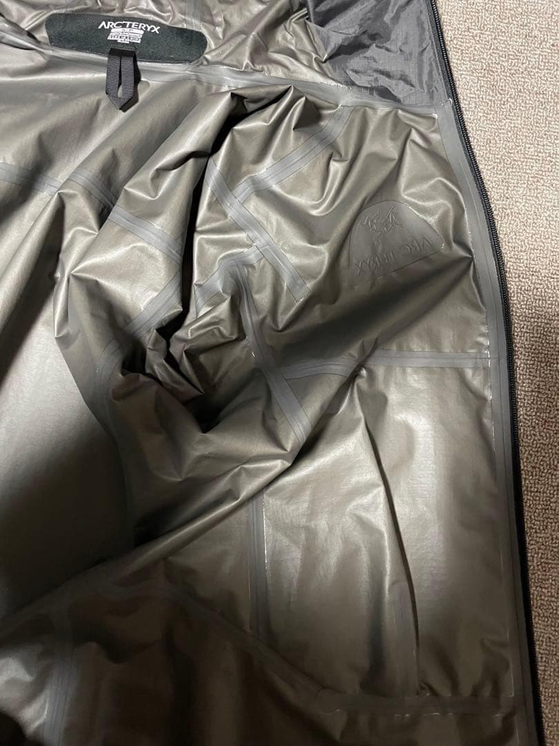 希少ARC’TERYX BEAMS別注 Zeta SL GORE-TEX