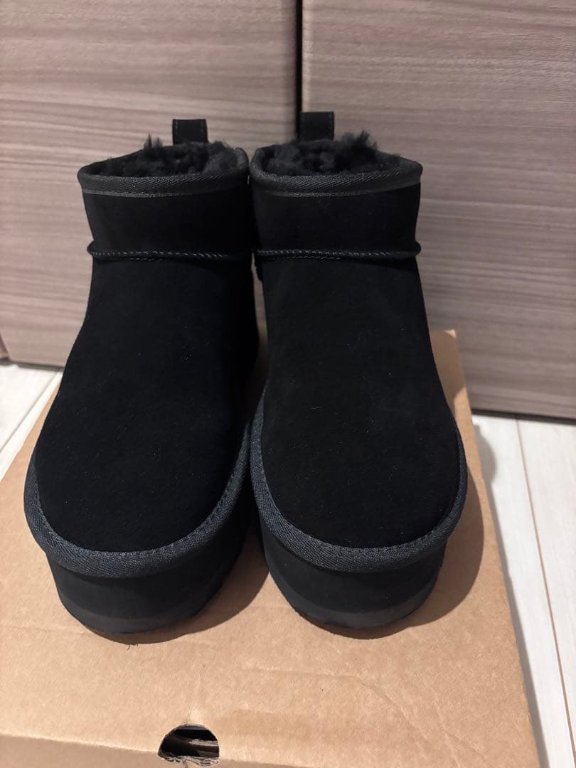 UGG クラシック ウルトラミニ プラットフォーム 厚底 ブラック 24㎝