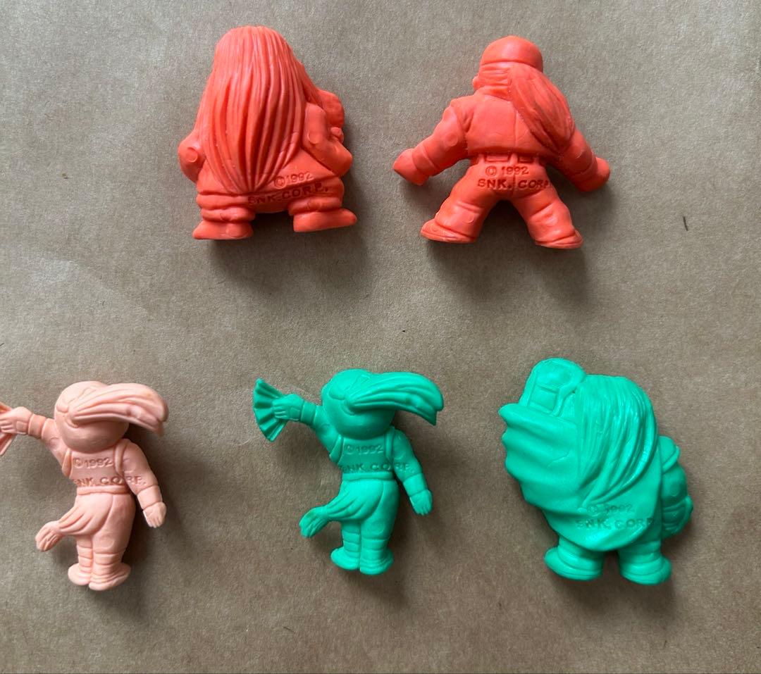 餓狼伝説　消しゴム　３７個セット