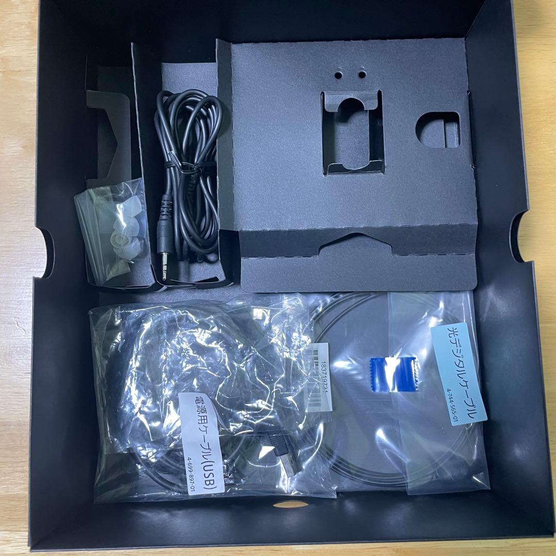 ソニー　SMR-10 ホワイト ネックスピーカー 充電ケーブル付き　集音器