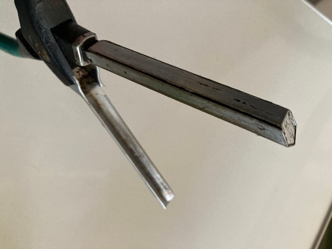 LENZ レンツアイロン　角10mmラバーなしタイプ　濡れパン　パンチ　理容