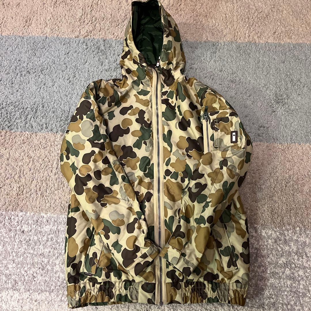 BURTON バートン　カモフラージュ スノーボードウェア