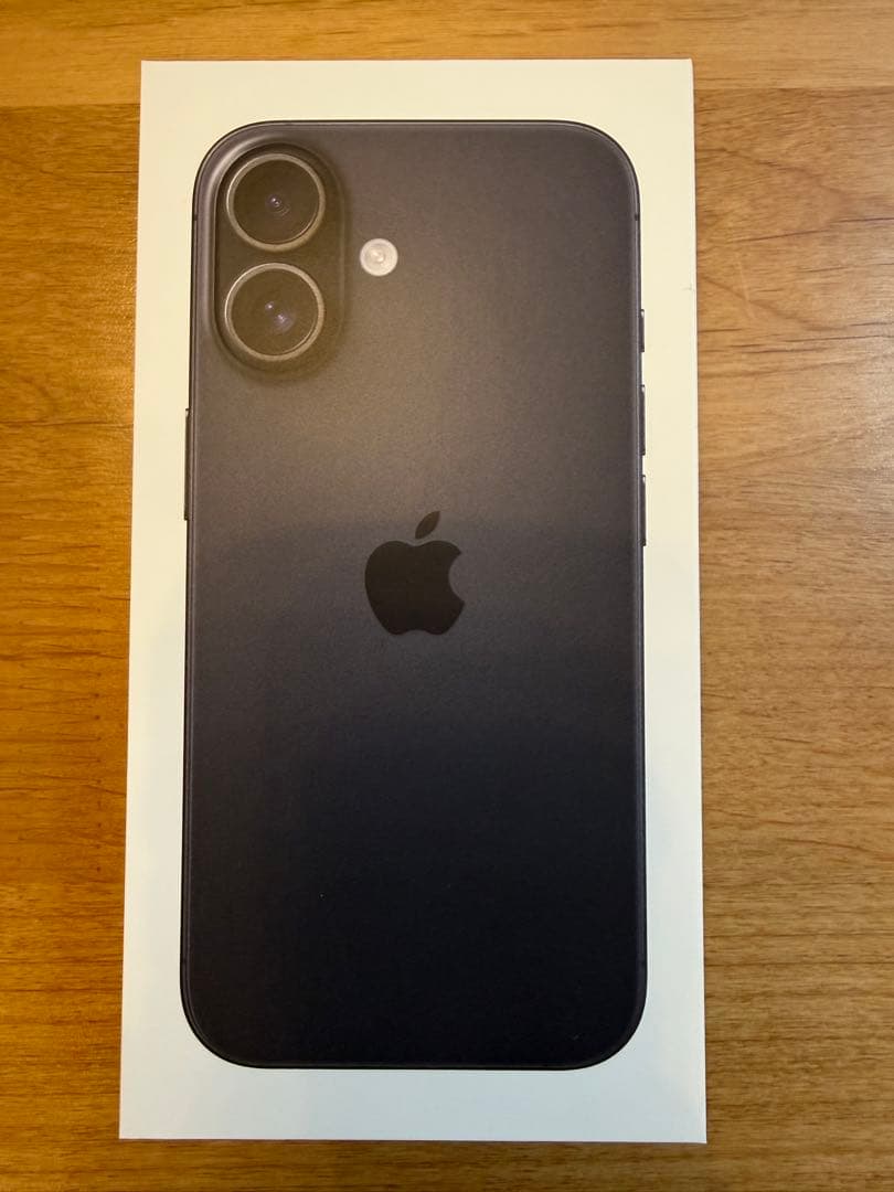 Apple iPhone 16ブラック 本体