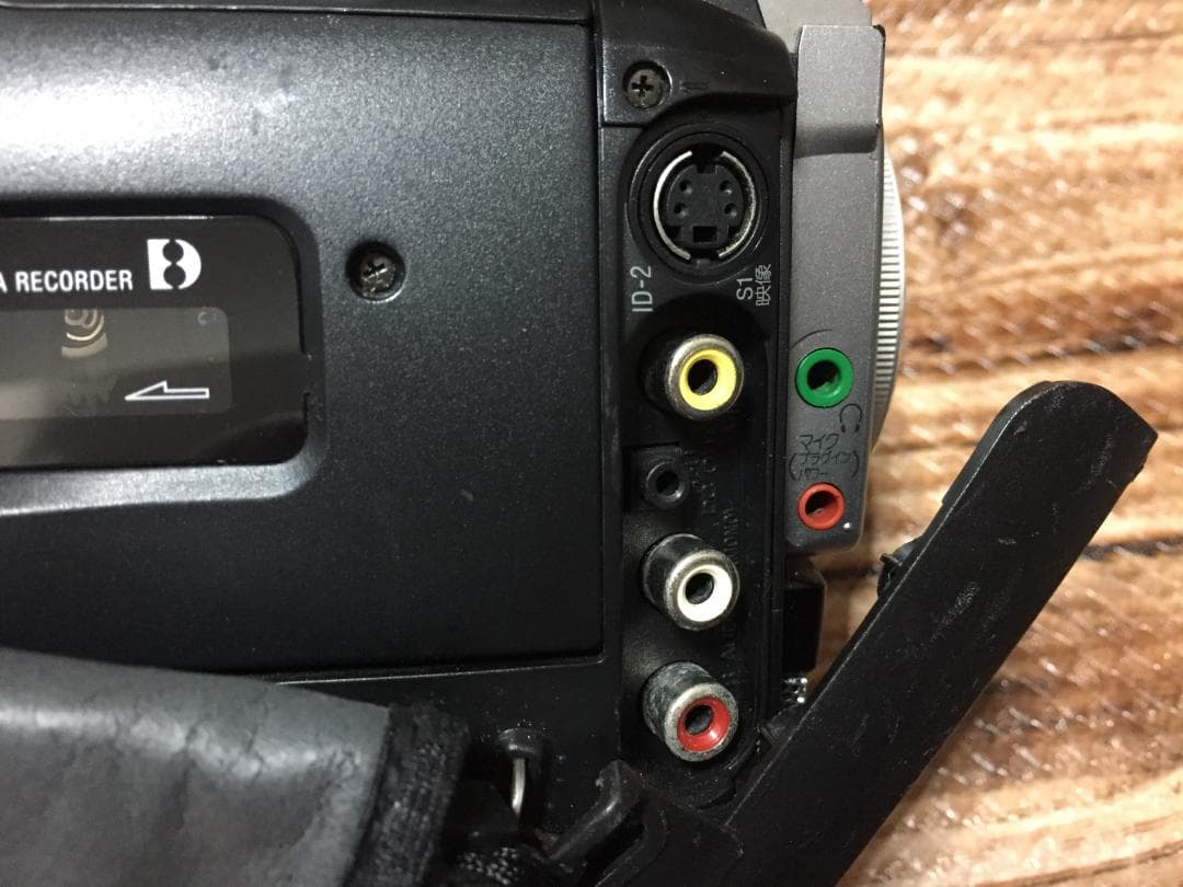 撮影再生ダビングOK　美品　SONY　DCR-TRV310　付属品有　Hi8