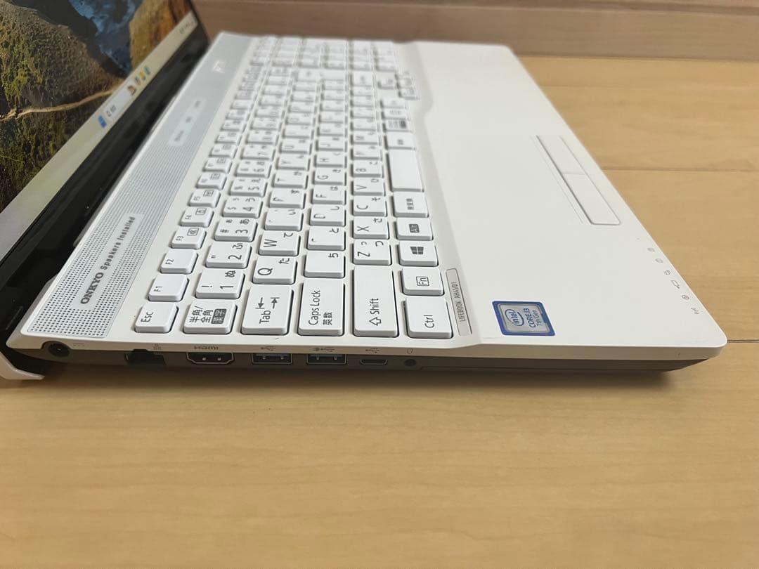 富士通 FMV AH45/C2 Core i3 高速SSD Windows11
